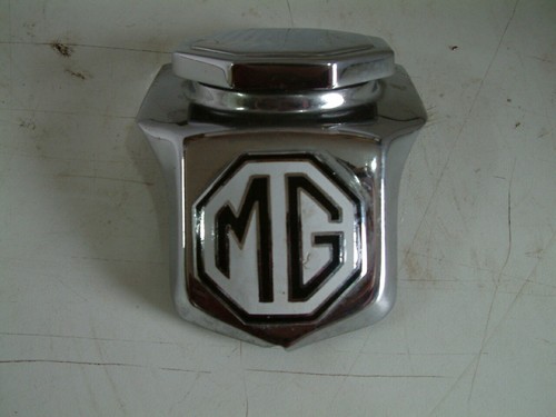 Badge cap rad nose - mg, tf