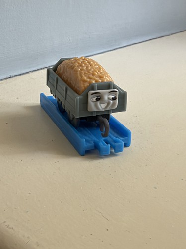 Thomas friends capsule - friends, toy