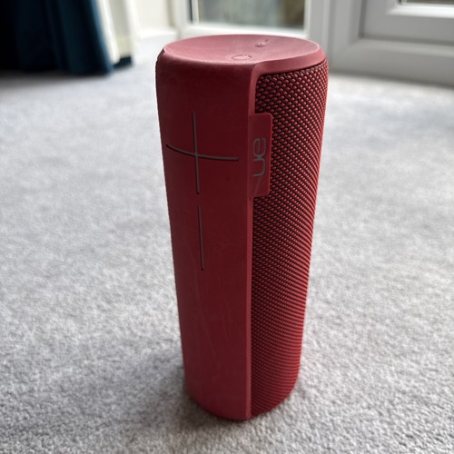 Ultimate ears megaboom - ears,