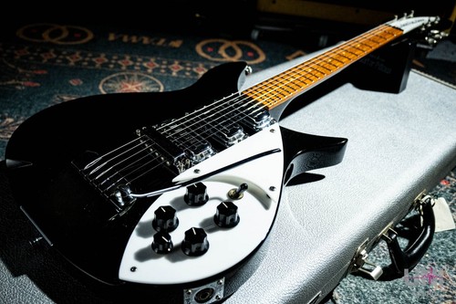 Rickenbacker 325 v63 1989 - v63, /