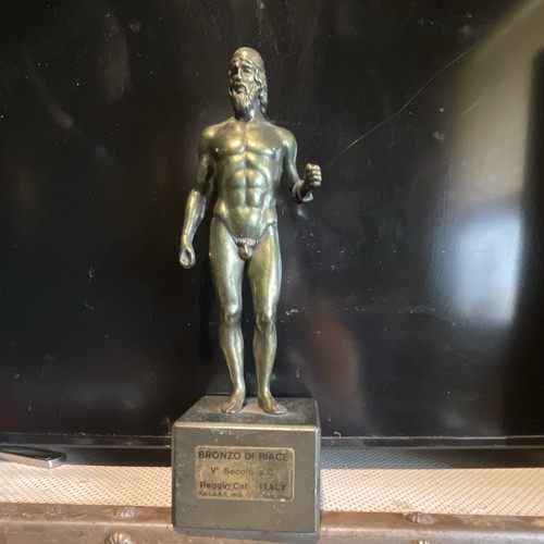 Bronzo riace bronze nude - riace,
