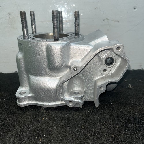 Yamaha 125 2001 cylinder - 125,