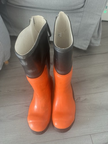 Size steel toe cap - 43,
