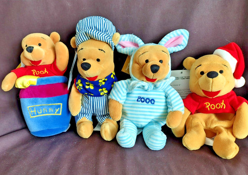 Disney store exclusive - 4, x