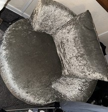 Round Swivel snuggle chair