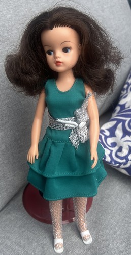 Pedigree sindy doll - pedigree,