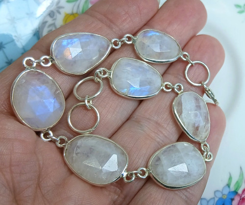 Cut rainbow moonstone 925 - rainbow,