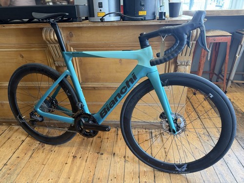 Bianchi oltre road bike new - e,