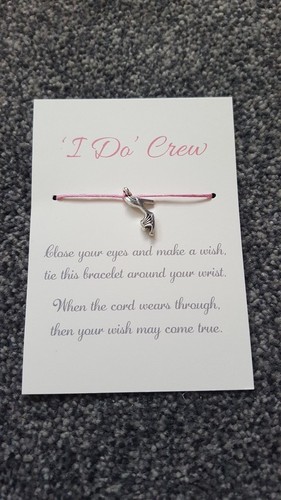Crew hen night charm - "i,