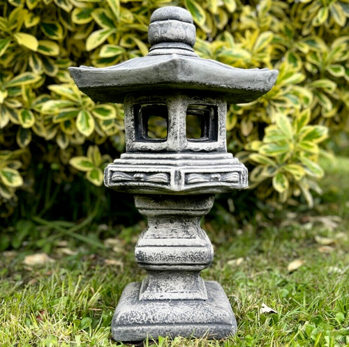 Ancient pagoda lantern for - , zen