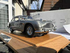 Aston Martin DB5 James Bond
