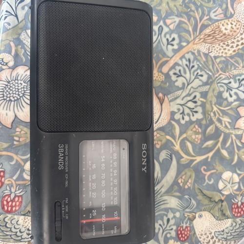 Vintage sony icf - icf-780l, 3