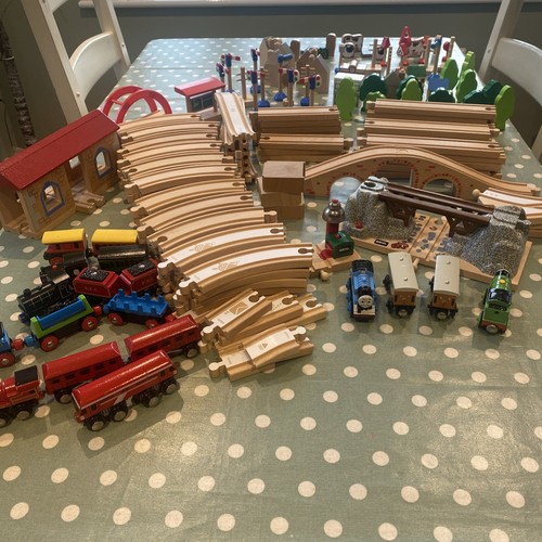 Wooden train track bundle - train, brio