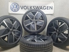 4x Nearly new Genuine Leeds VW