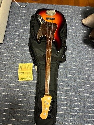 Lakland sk460 fretless bass - fretless,