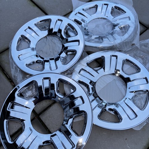 Chromed plastic wheel - 16”,