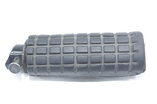 Rear left footrest - left,