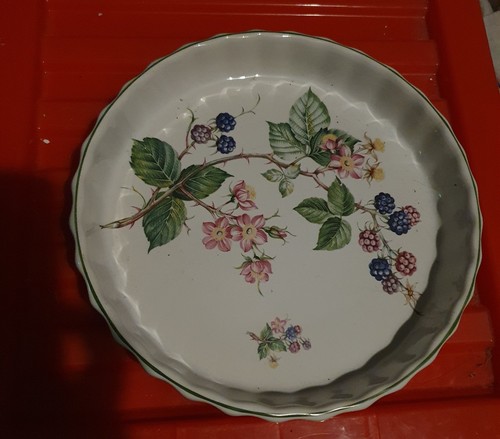 Vintage mayell ceramic - flan, /