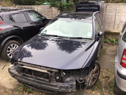 Volvo v70 mk2 left - mk2, rear
