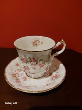 Paragon Victoriana Rose