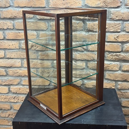 Countertop shop display - countertop,