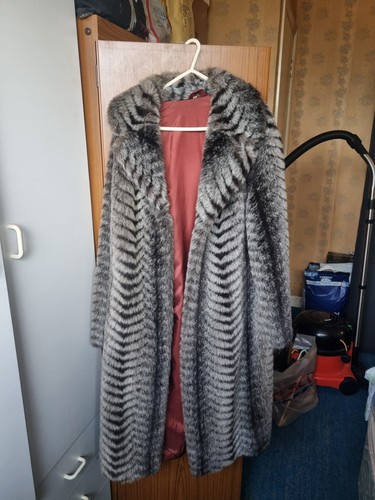 Herringbone faux fur - herringbone,