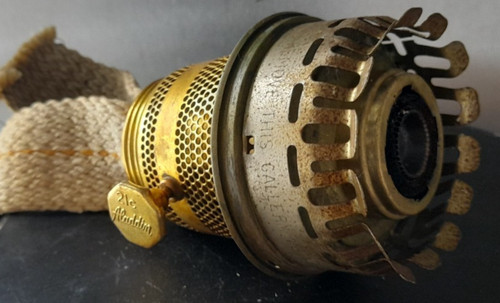 Vintage model 21c aladdin oil - vintage,