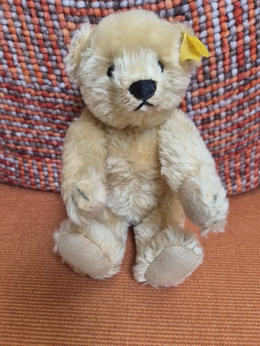 Steiff classic 1909 teddy bear - teddy,