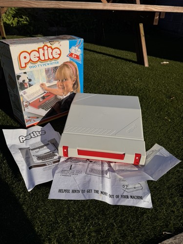 Petite 990 typewriter with - petite,