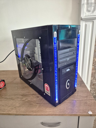 Black tower desktop case - desktop, pc