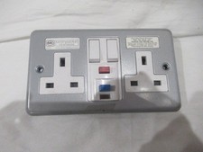 MK Albany Plus 2G 13A RCD Protected Switch Sentry Socket 30mA