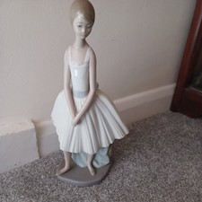 Lladro Nao Figurine Daisa 1983