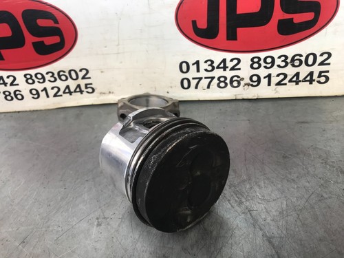 Piston con rod - piston, x