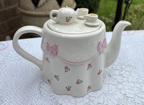 Pretty vintage price - pretty,