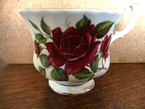 Royal albert dark red rose - royal,