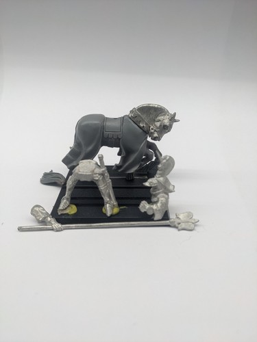 Warhammer bretonnian knight - bretonnian,