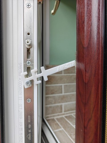 Window restrictor cat guard - cat,