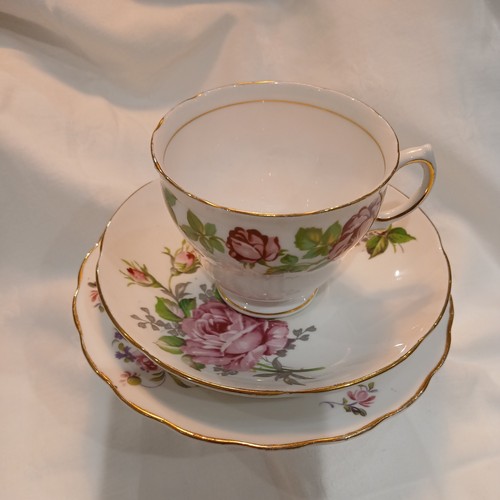 Royal vale bone china - vale,