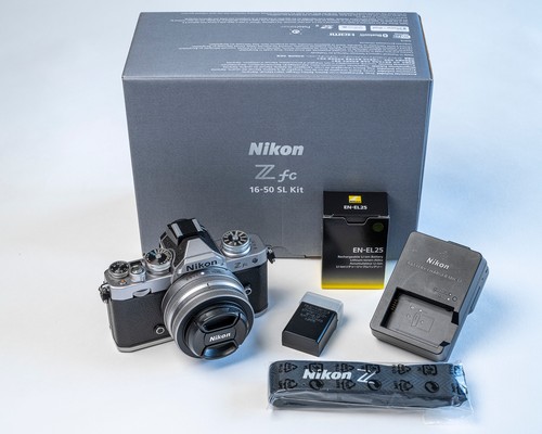 Nikon 9mp mirrorless - nikon,