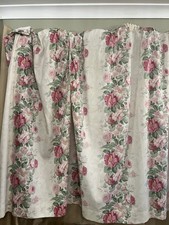 Vintage Pink & Green Rose