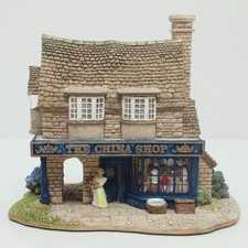 Lilliput Lane The China Shop