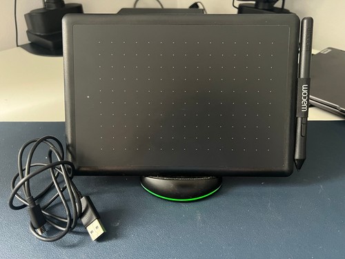One wacom ctl 472 small - wacom, ctl-472