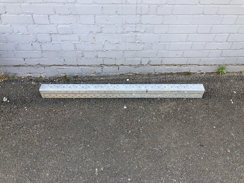 Catnic box lintel 1350 x - box,