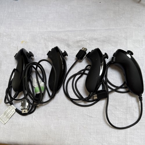 Official black nunchuck - 4x,