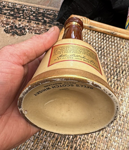 Bell blended scotch - bell’s, whisky