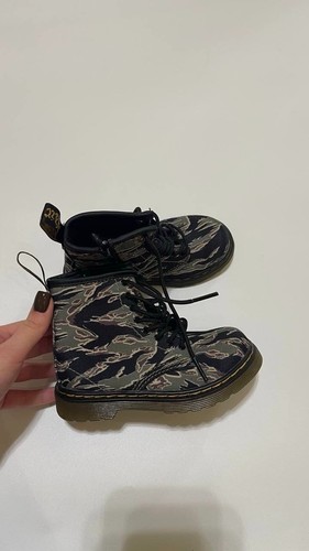 Martens camo eye lace up - camo, 8-eye