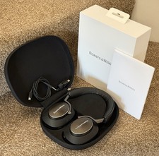 Bowers & Wilkins PX8 Wireless