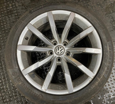 Genuine VW PASSAT B8 18” Alloy Wheel 3G0601025Q & Continental tyre 235 / 45 R18