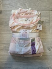 Women’s pink and creamy