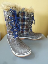 Sorel Winter Boots Womens sz 10 Waterproof Leather Faux Fur Plaid Upper Lace-up